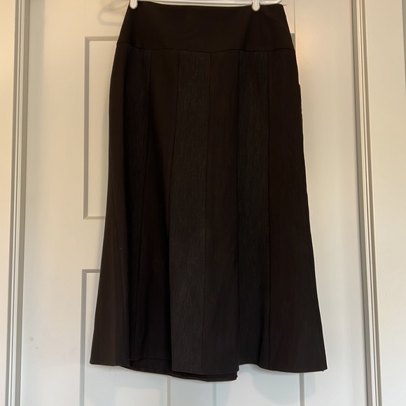 Dark brown long skirt - Picture 2 of 6